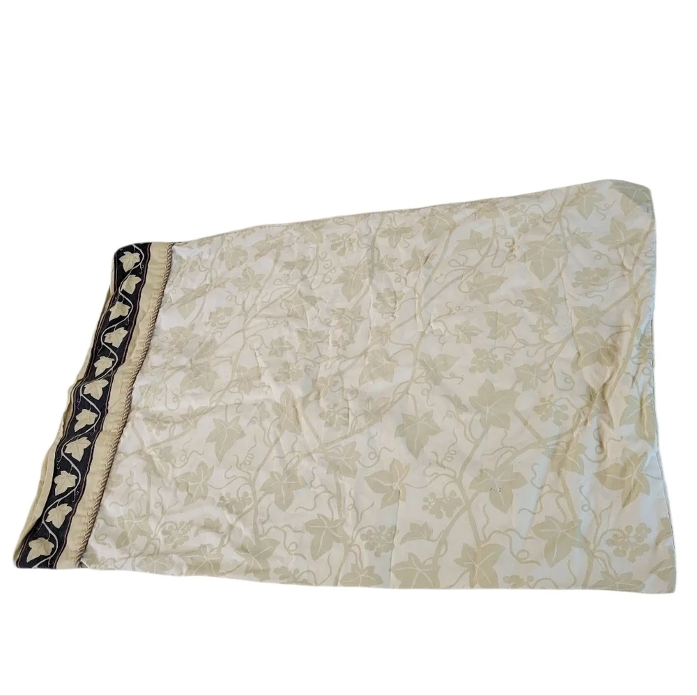 Atelier Martex Triomphe Standard Pillowcase  by Robert A.M. Stern